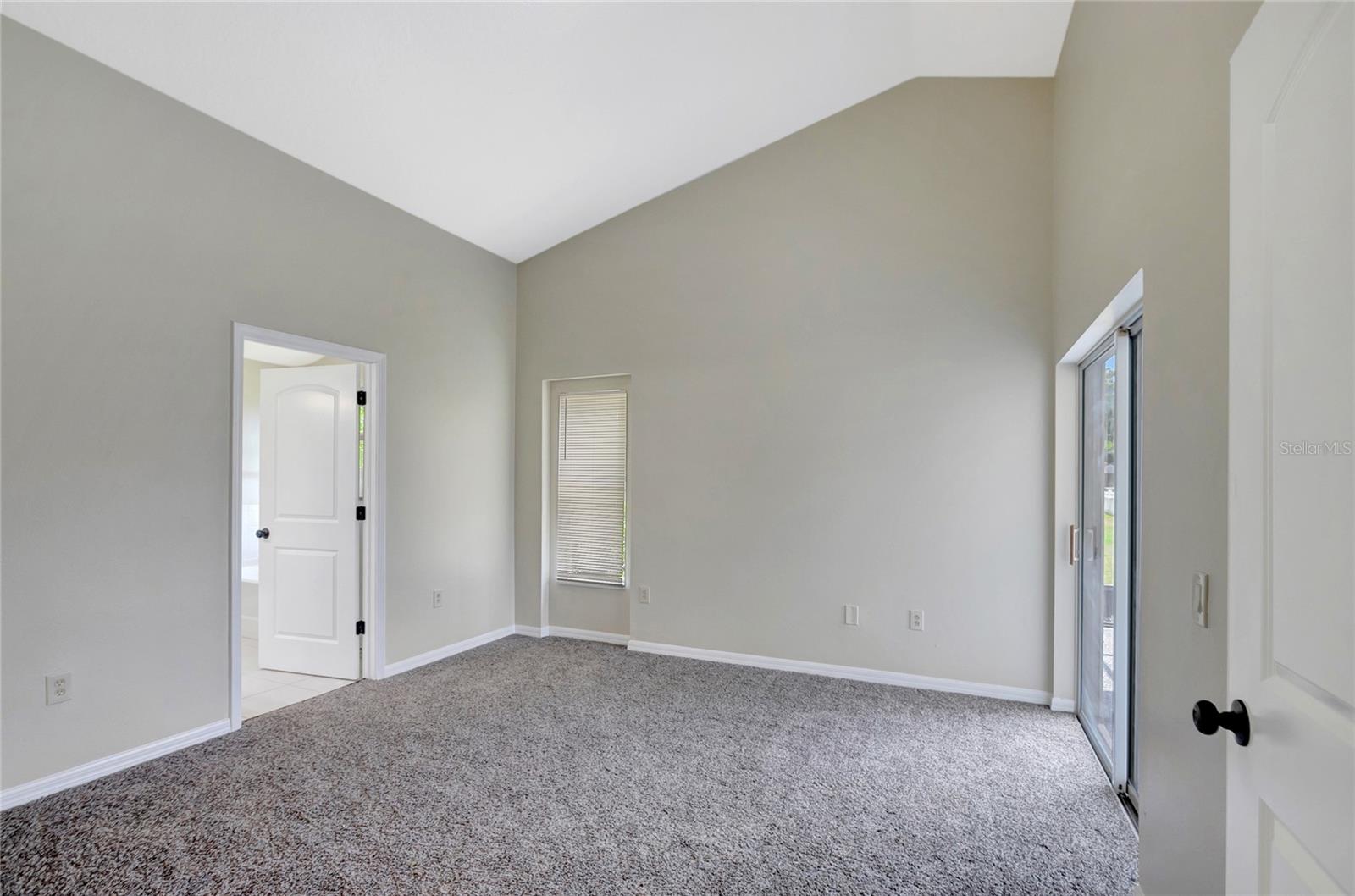 WELLINGTON NORTH AT BAY PARK - Residential