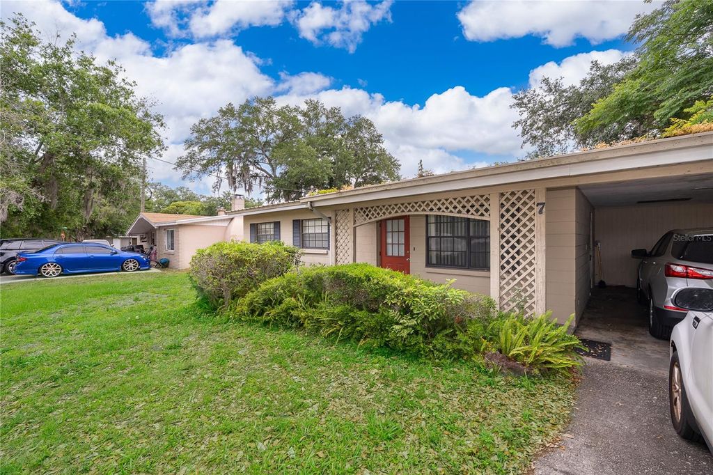 Photo of 7 S Thacker Avenue, Kissimmee, FL 34741 (MLS # S5148939)