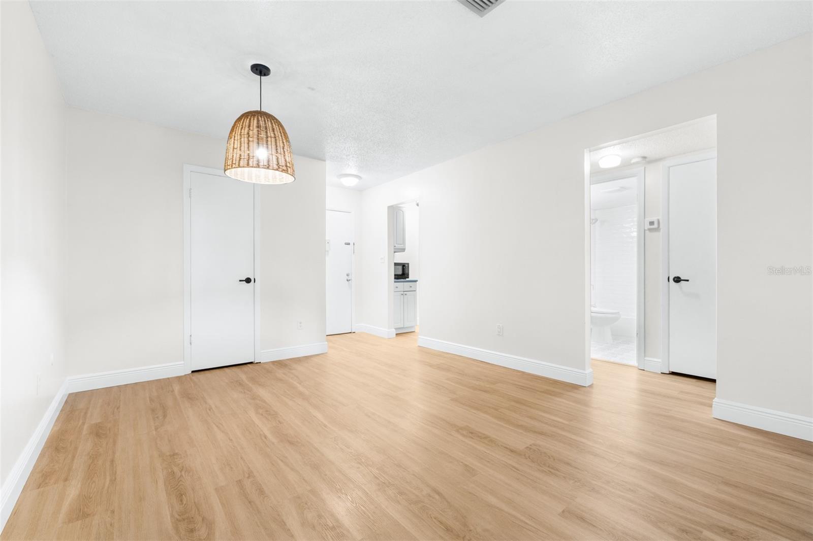 4606 W GRAY STREET 107