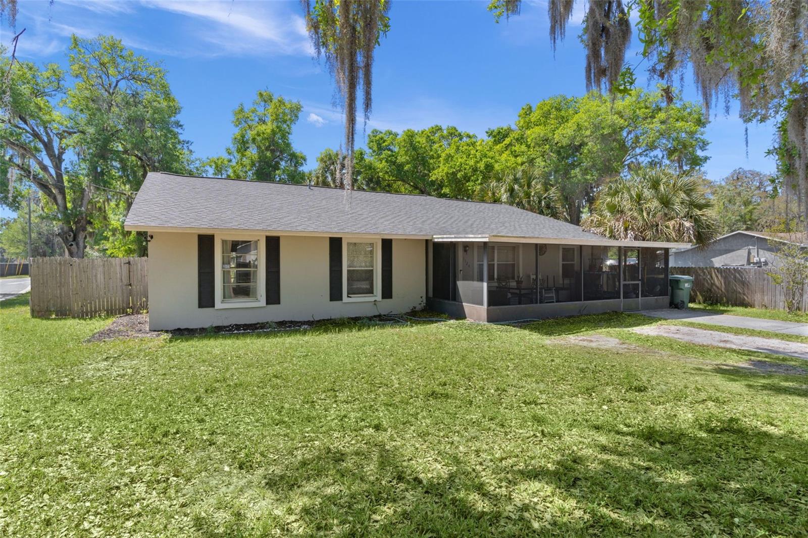MOUNT DORA - Residential