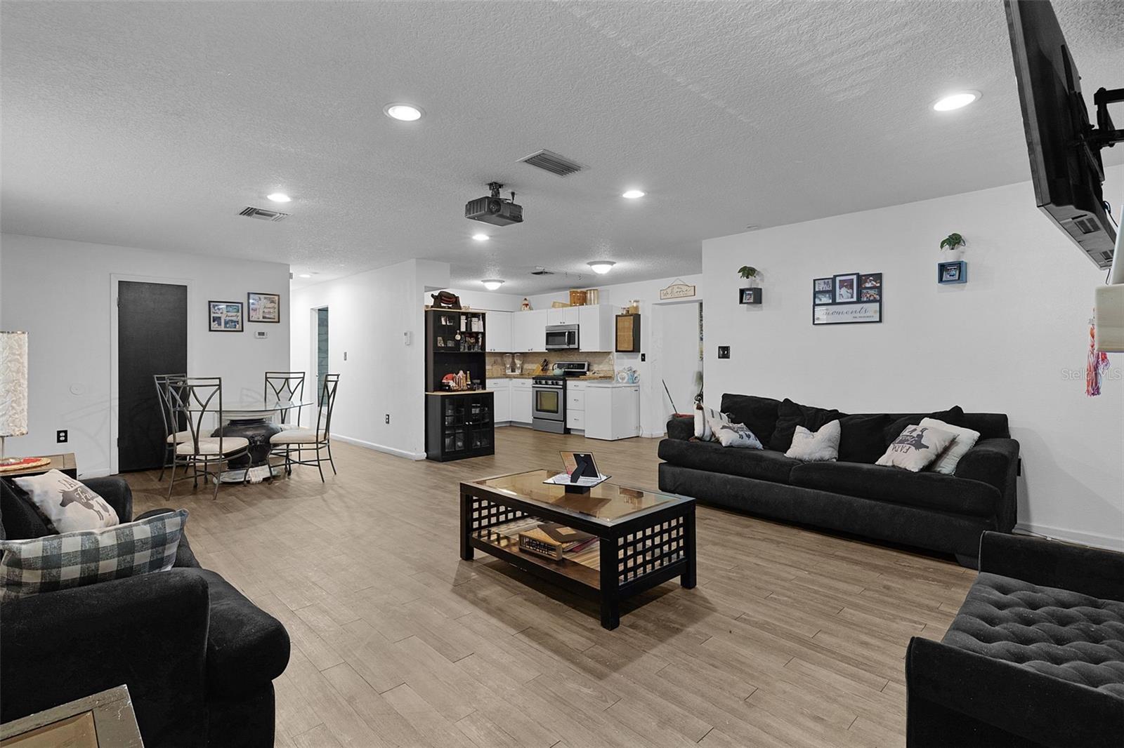 MOUNT DORA - Residential