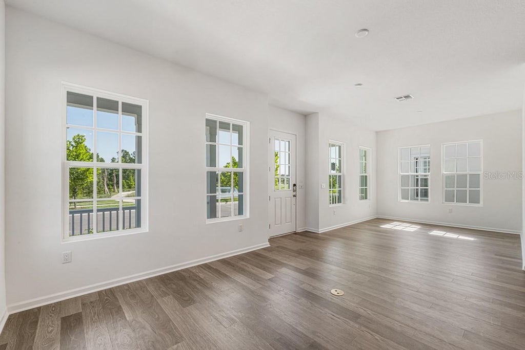 Photo of 1827 Headland Loop, Kissimmee, FL 34747 (MLS # O6430726)