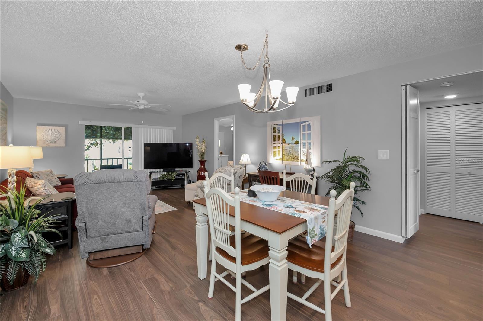 EAST LAKE WOODLANDS CYPRESS ESTATES - Residential