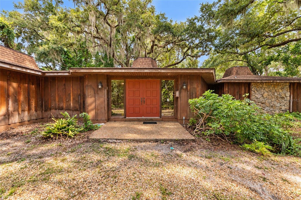 Photo of 4781 Stone Ridge Trail, Sarasota, FL 34232 (MLS # A4707060)