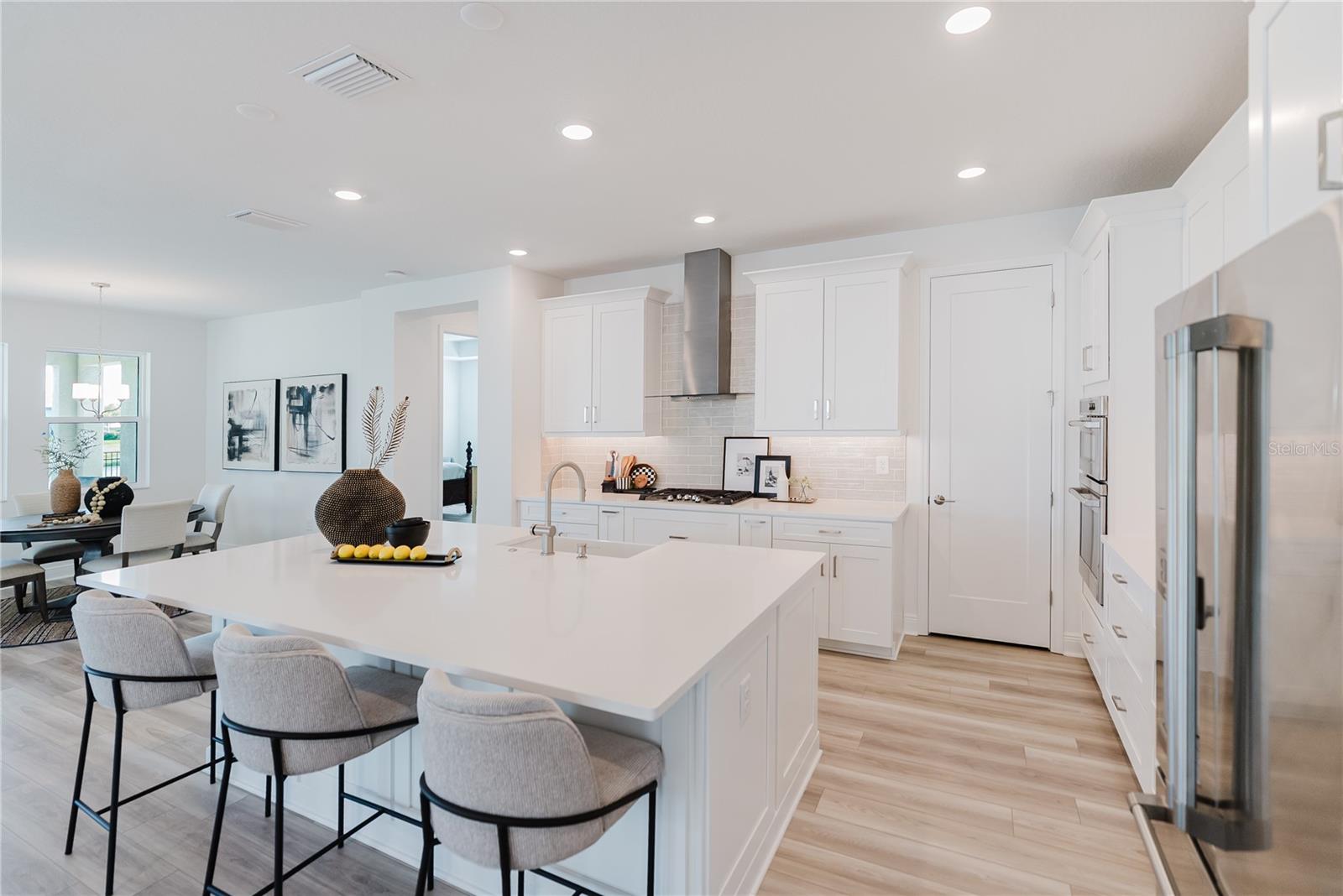 SWEETWATER AT LAKEWOOD RANCH PH I & II - Residential