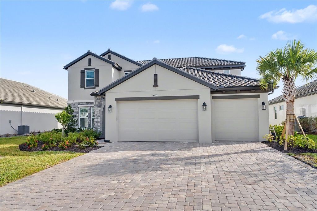 Photo of 4811 Honey Dew Lane, Bradenton, FL 34211 (MLS # A4674702)