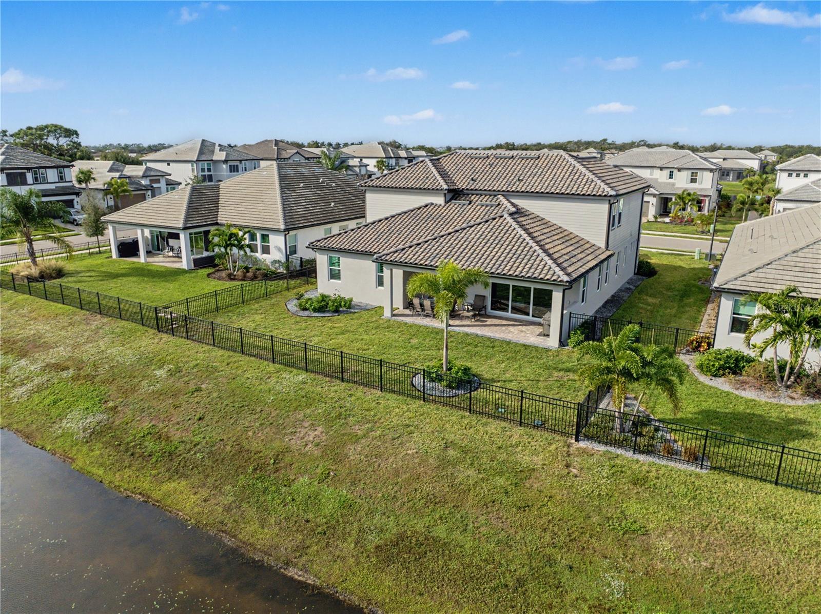 SWEETWATER AT LAKEWOOD RANCH PH I & II - Residential