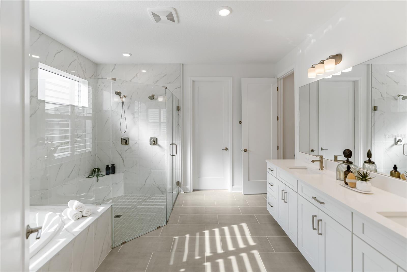 SWEETWATER AT LAKEWOOD RANCH PH I & II - Residential