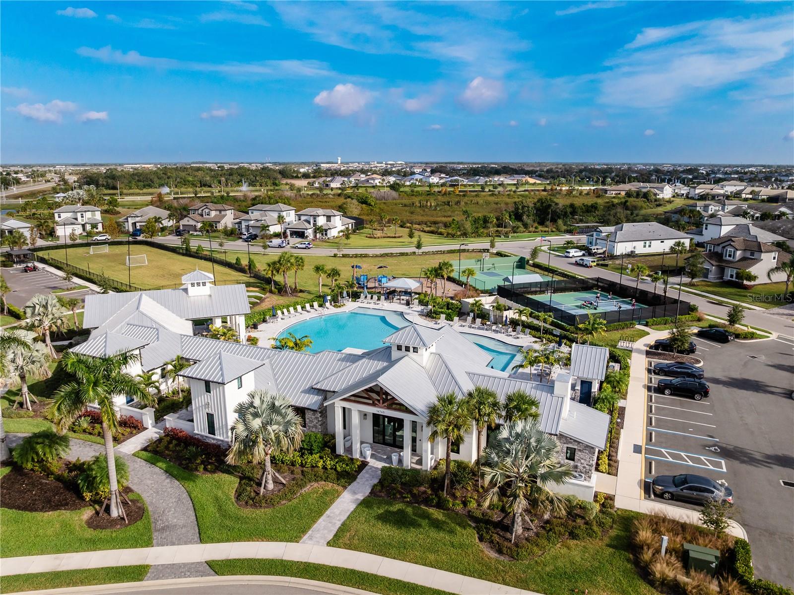 SWEETWATER AT LAKEWOOD RANCH PH I & II - Residential