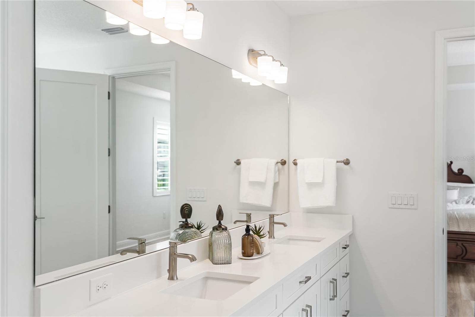 SWEETWATER AT LAKEWOOD RANCH PH I & II - Residential