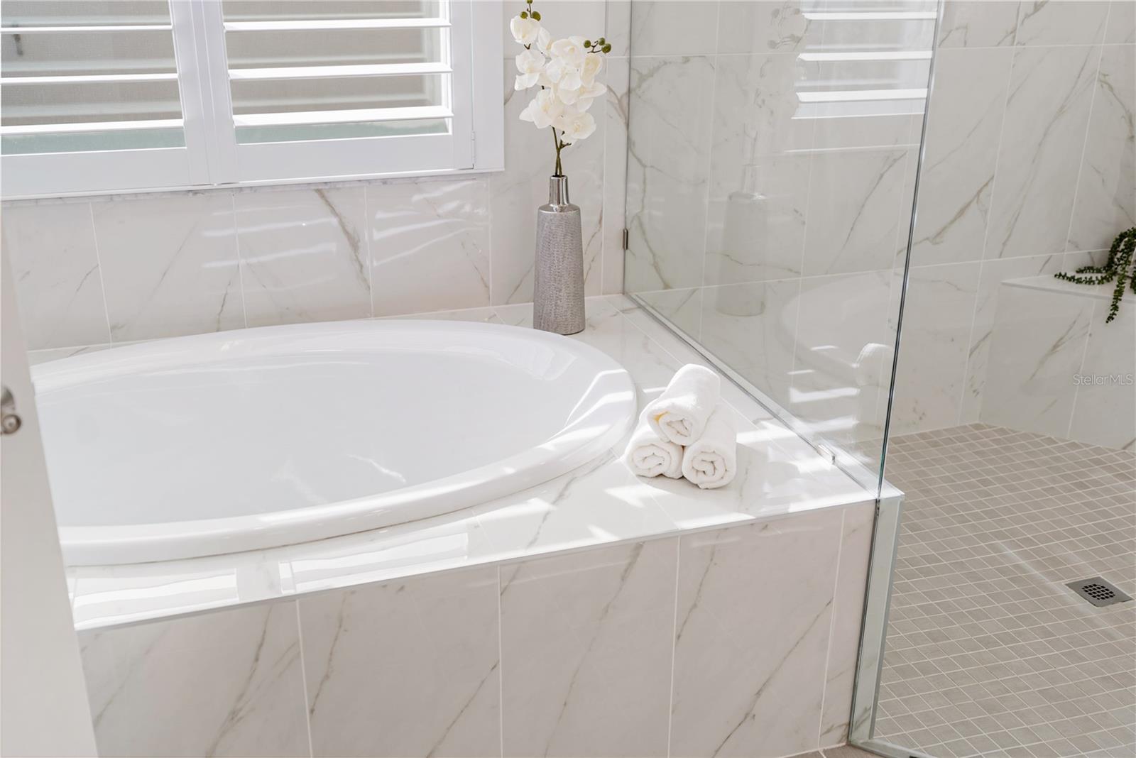 SWEETWATER AT LAKEWOOD RANCH PH I & II - Residential