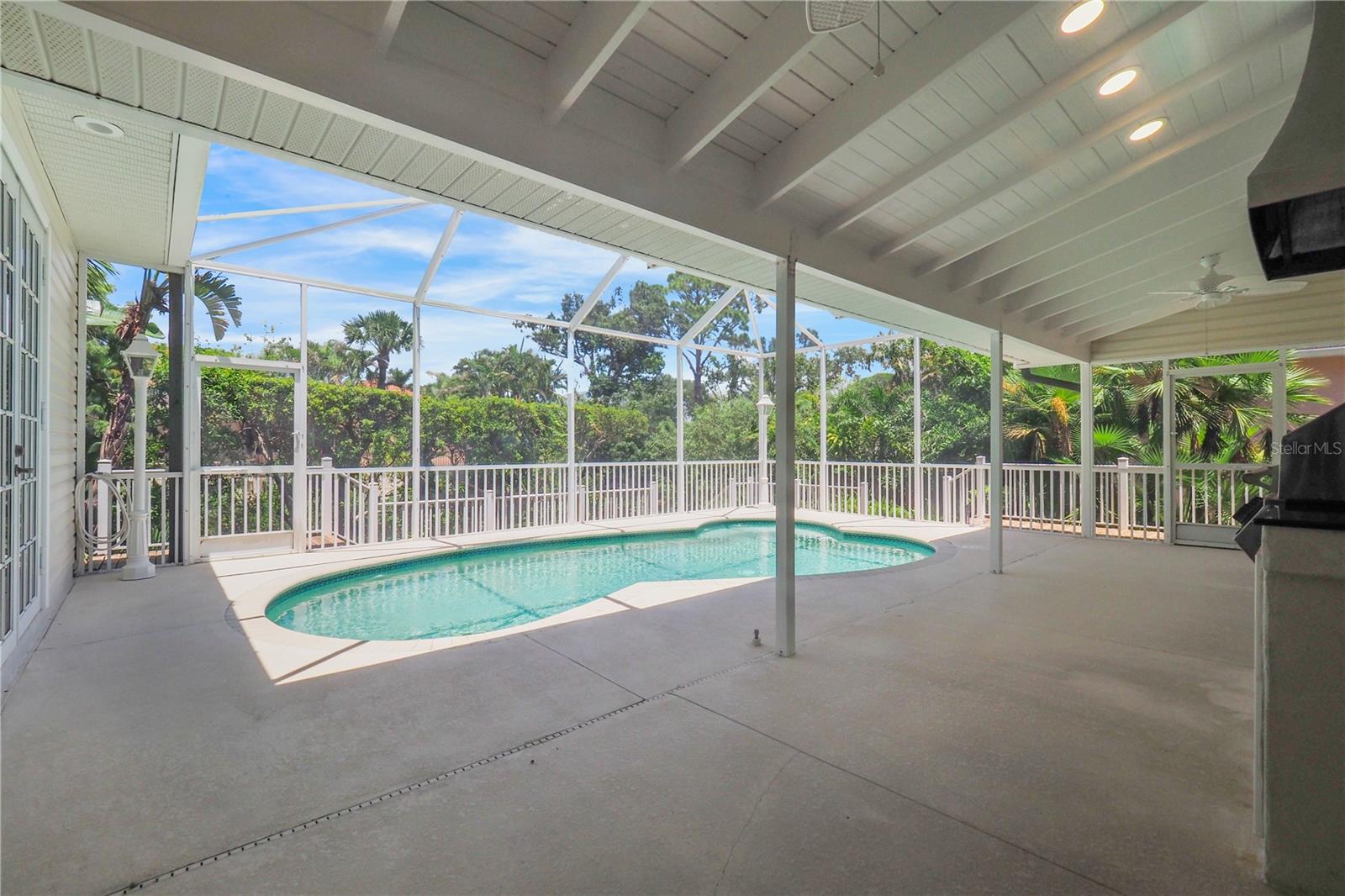 SORRENTO CAY - Residential