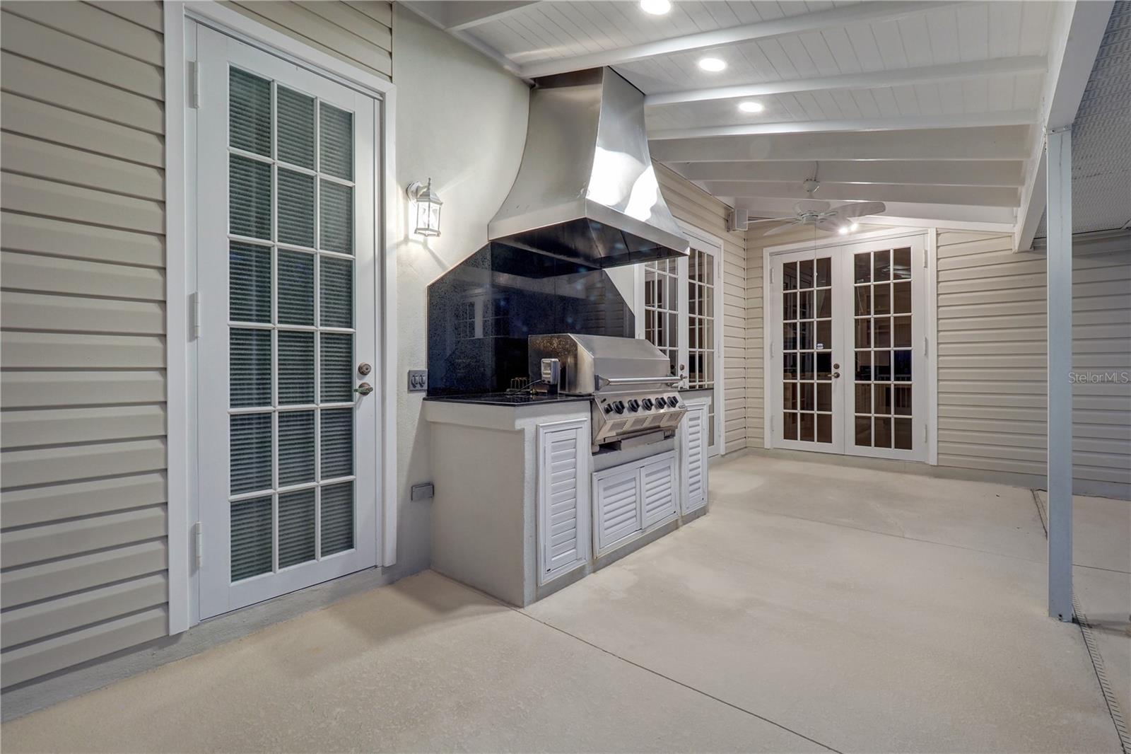SORRENTO CAY - Residential