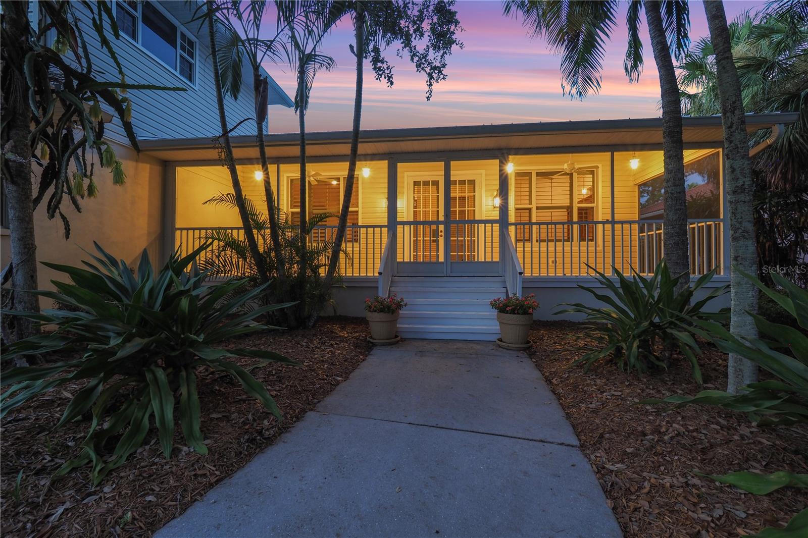 SORRENTO CAY - Residential