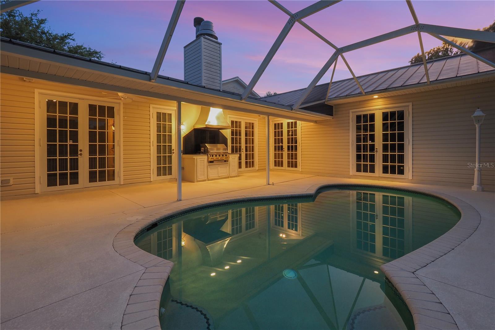 SORRENTO CAY - Residential
