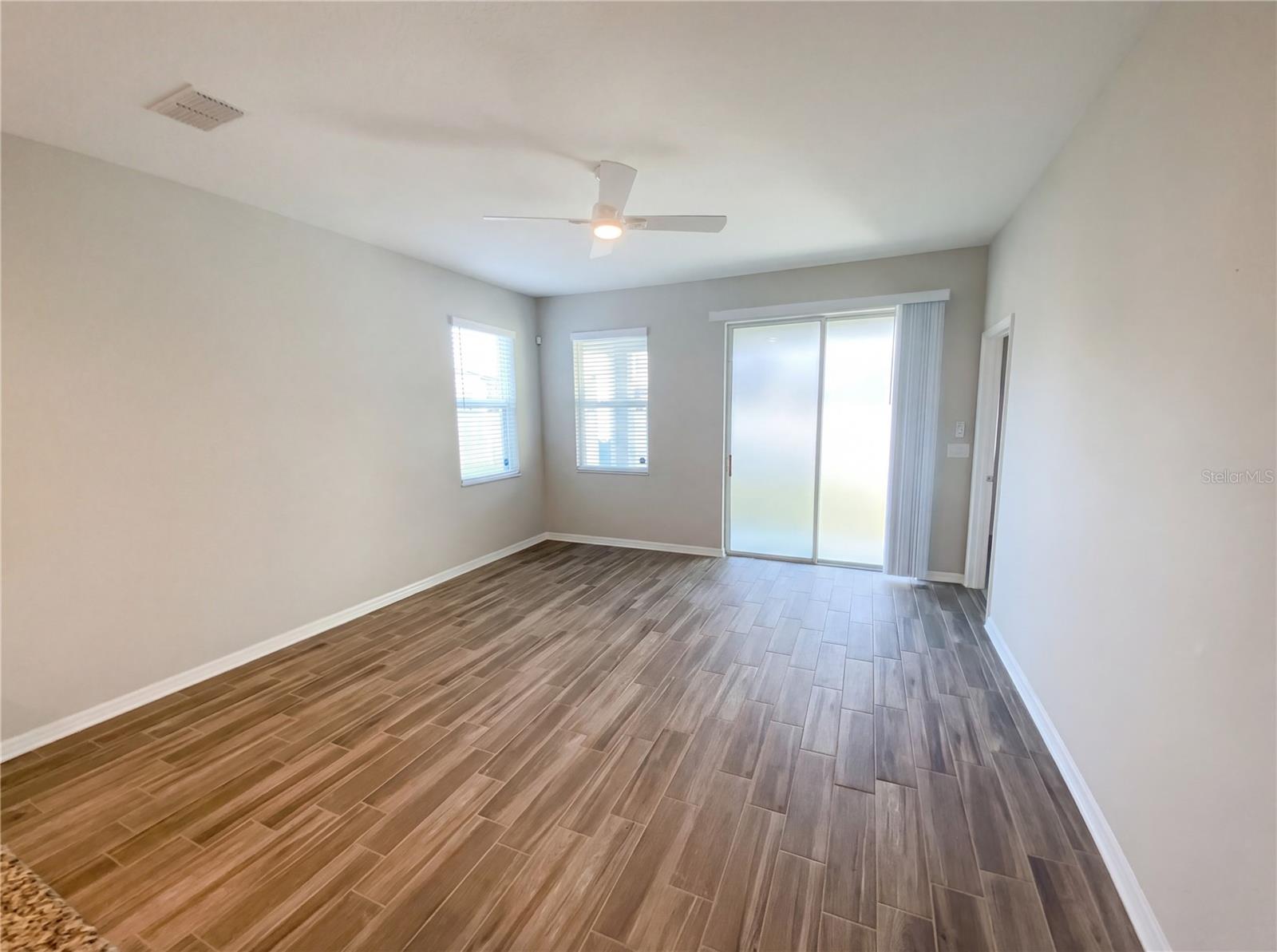 EPPERSON RANCH SOUTH PH 3B - Residential