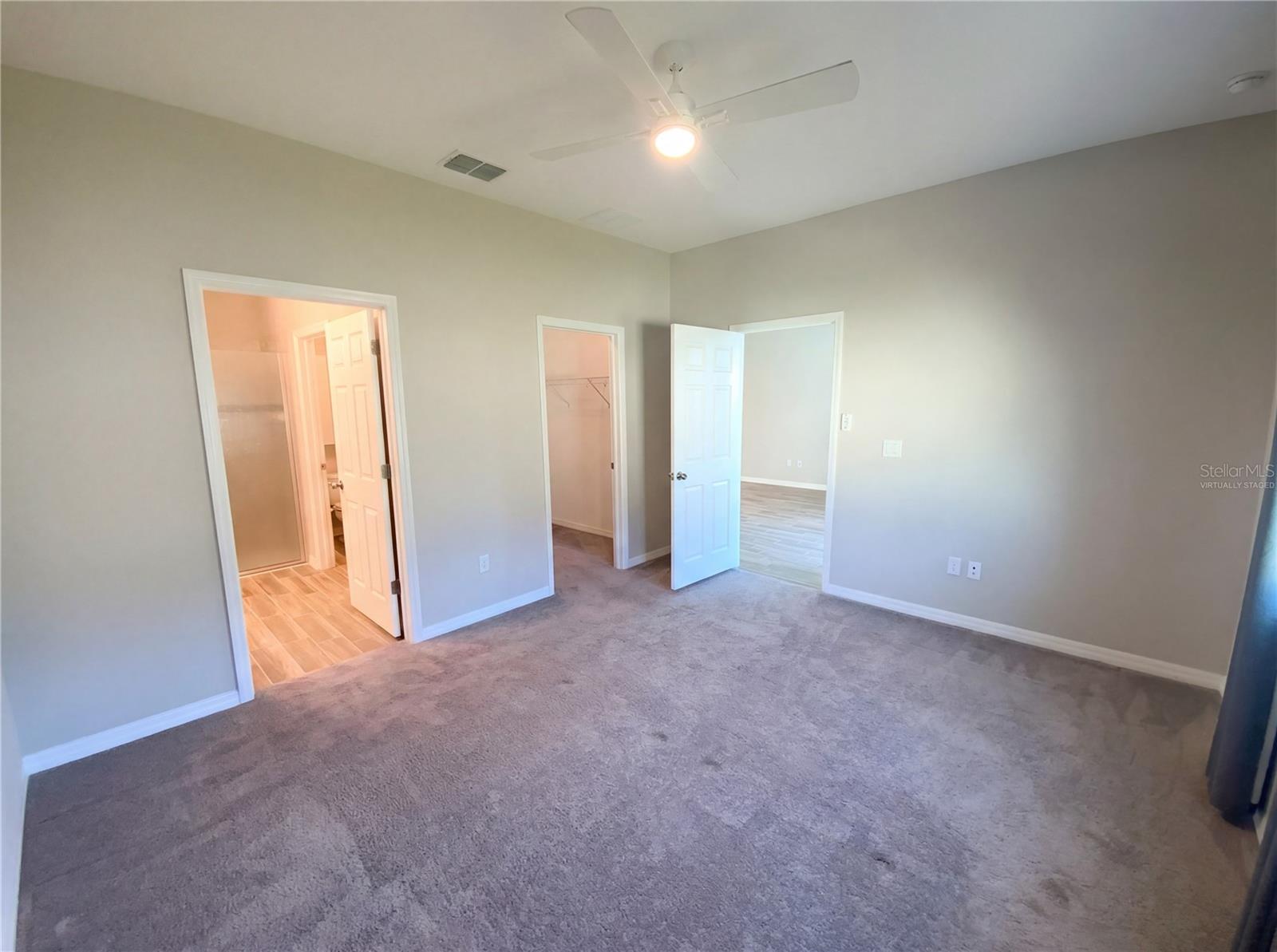 7423 POOL COMPASS LOOP