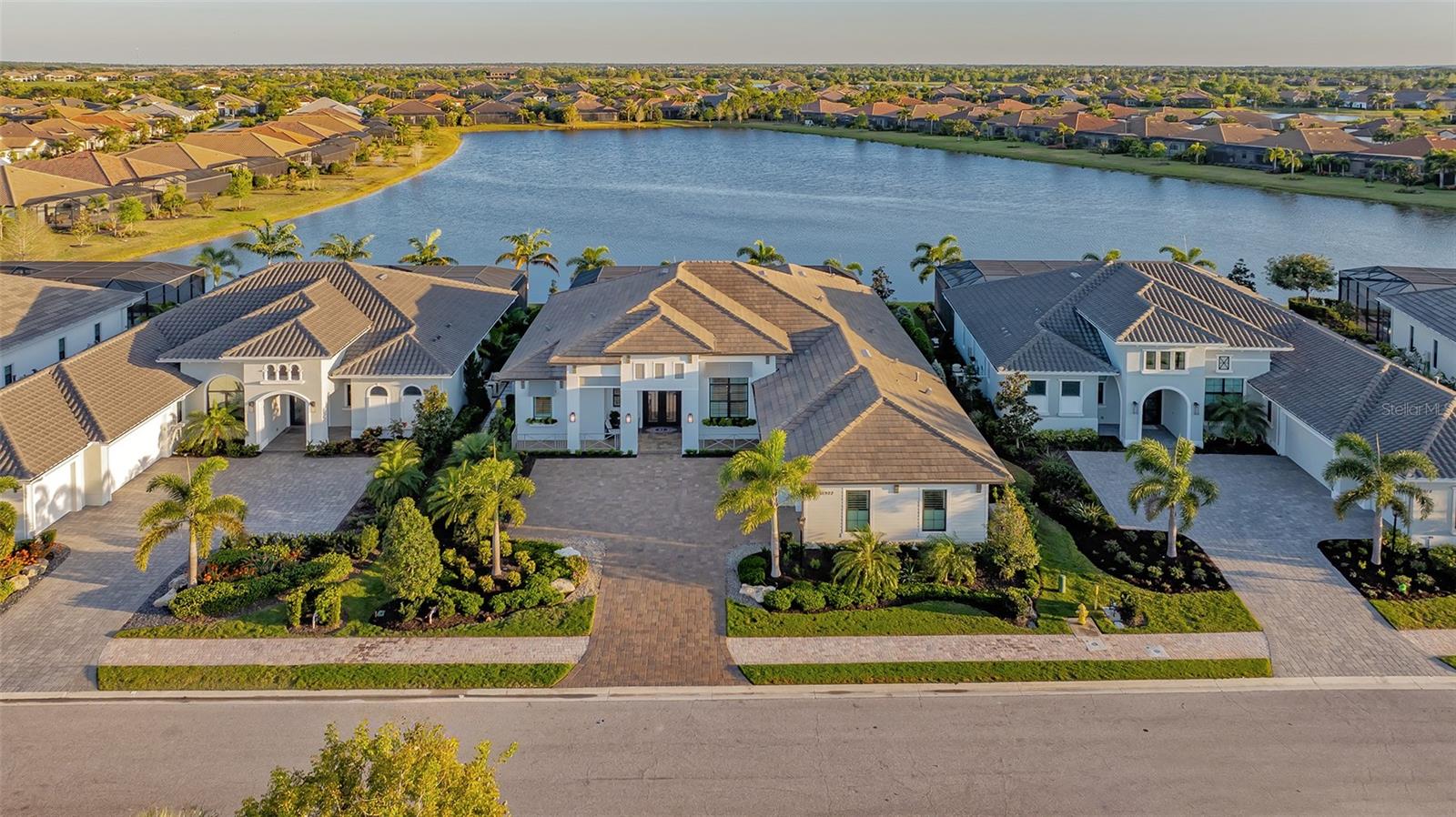 COUNTRY CLUB EAST AT LAKEWD RNCH YY1-4 - Residential