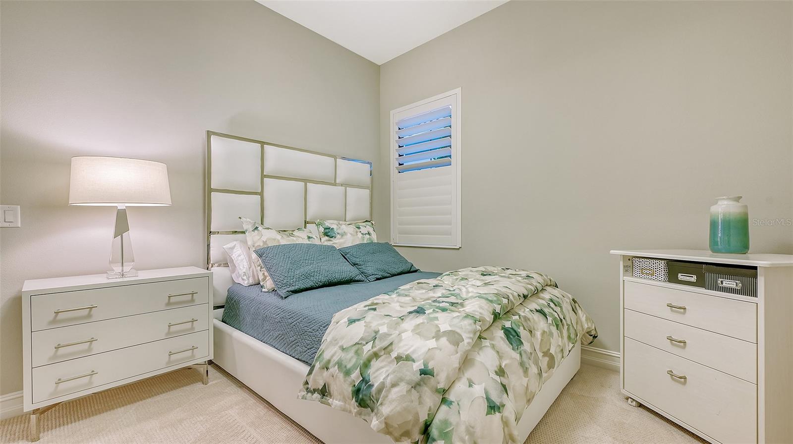 COUNTRY CLUB EAST AT LAKEWD RNCH YY1-4 - Residential