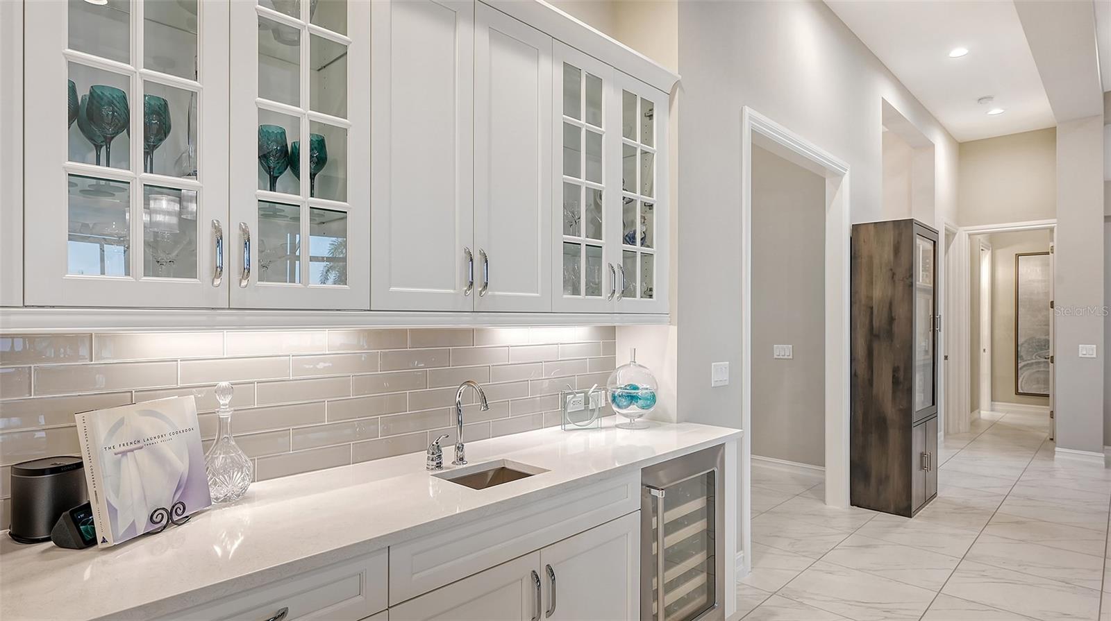 COUNTRY CLUB EAST AT LAKEWD RNCH YY1-4 - Residential