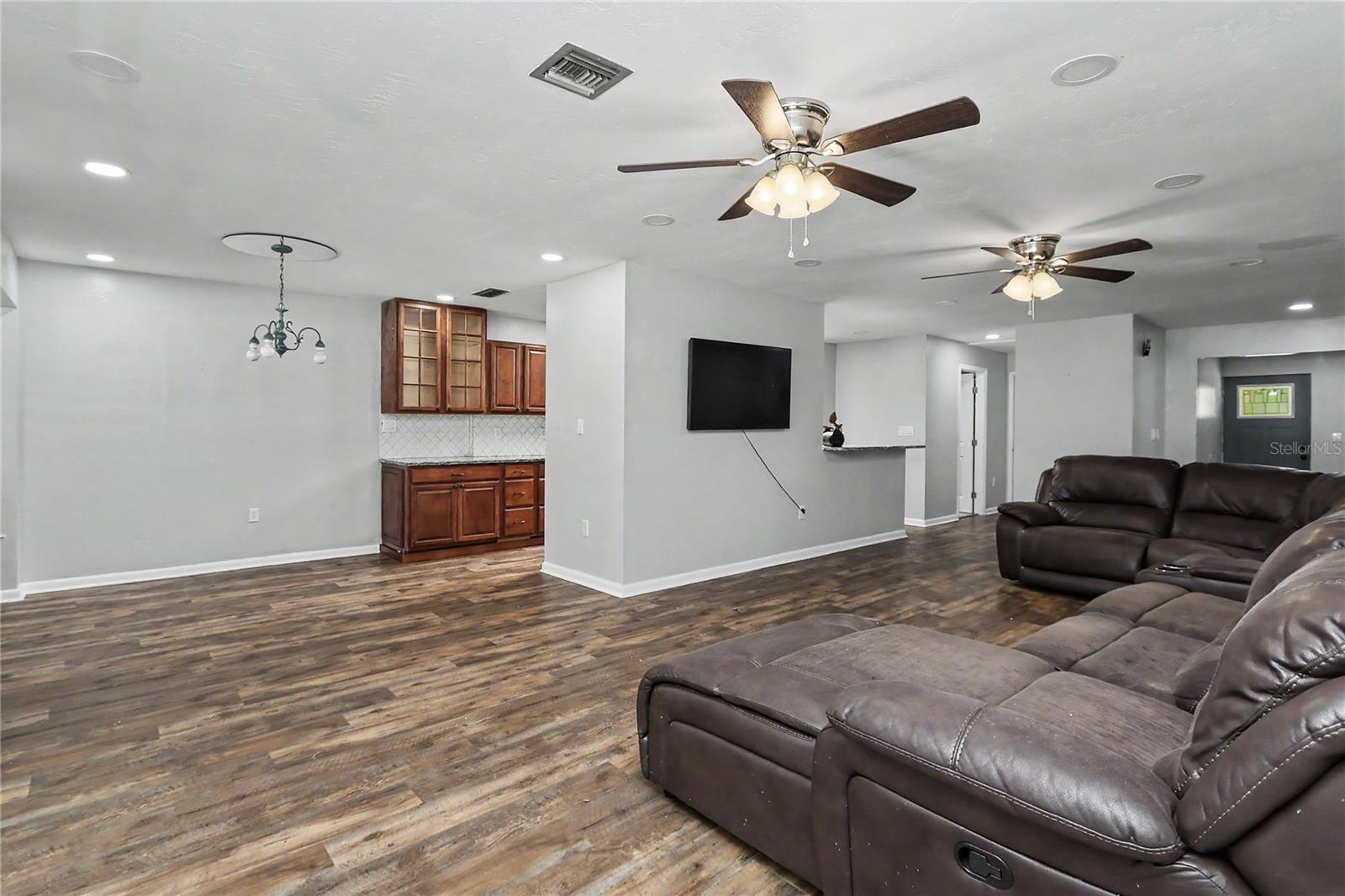 RAINBOW SPRINGS WOODLANDS - Residential