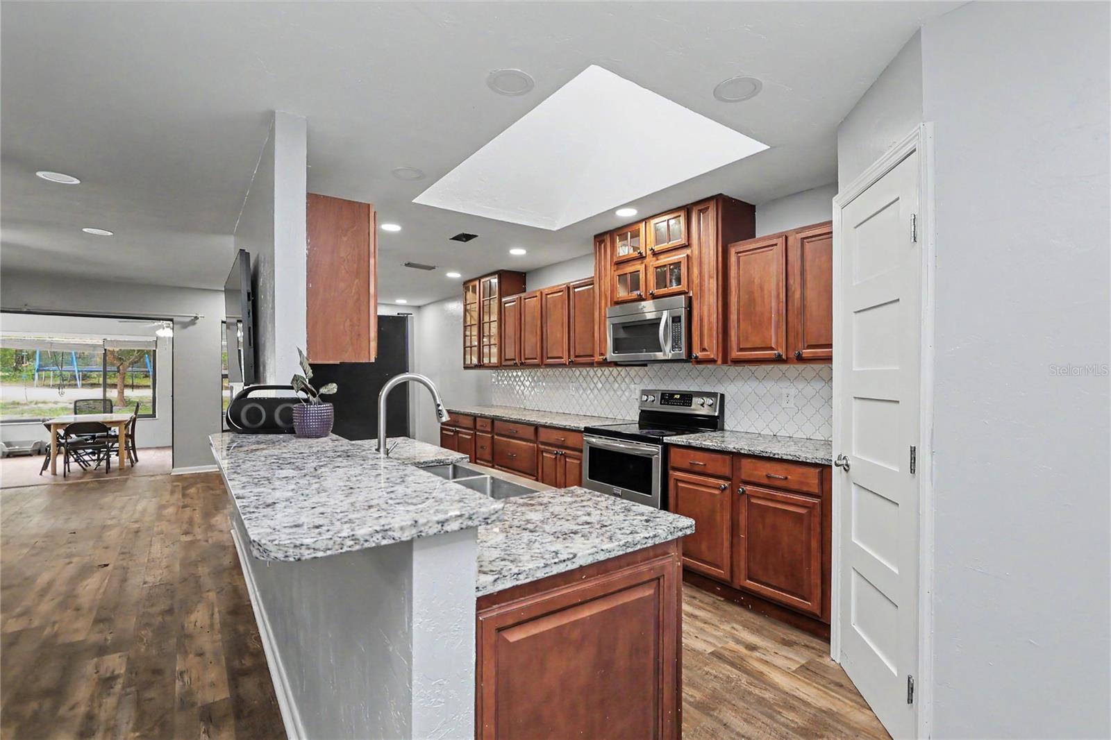 RAINBOW SPRINGS WOODLANDS - Residential