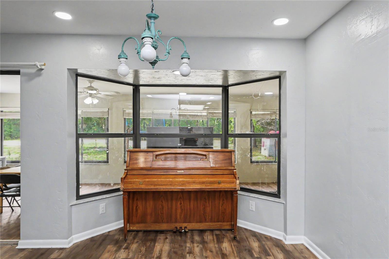 RAINBOW SPRINGS WOODLANDS - Residential