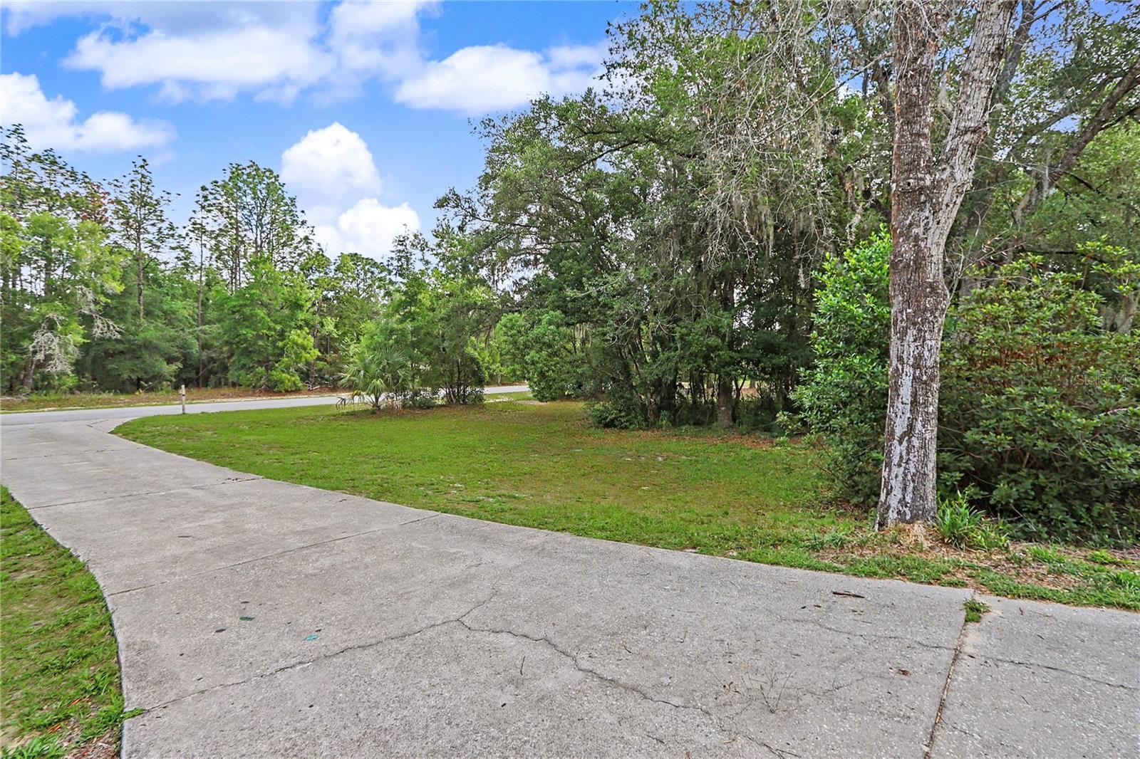 RAINBOW SPRINGS WOODLANDS - Residential