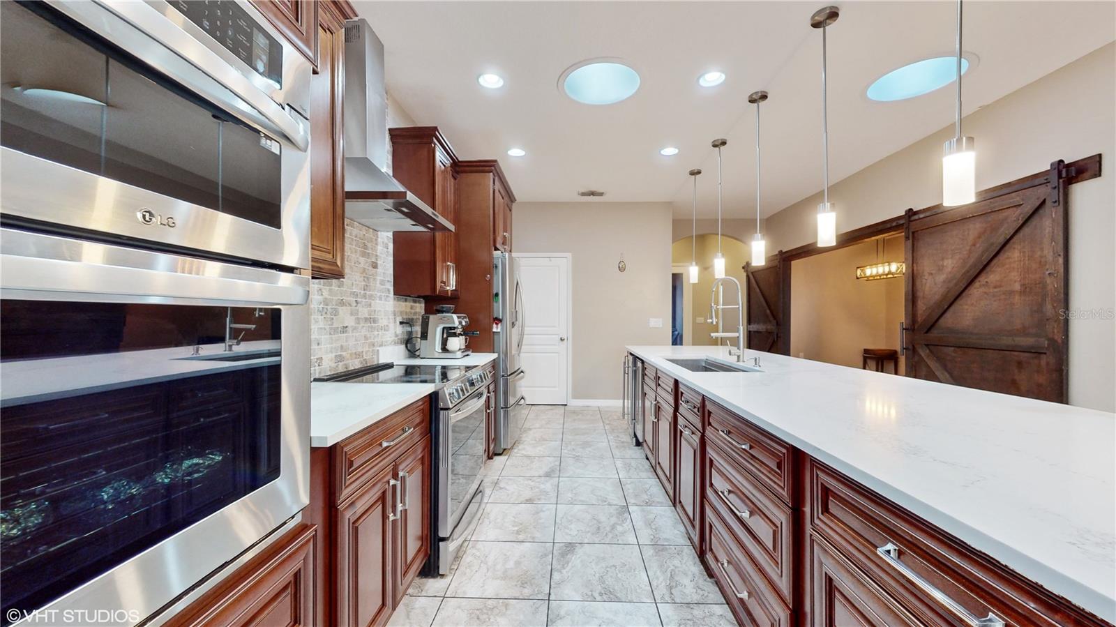 9195 CHANDLER DRIVE