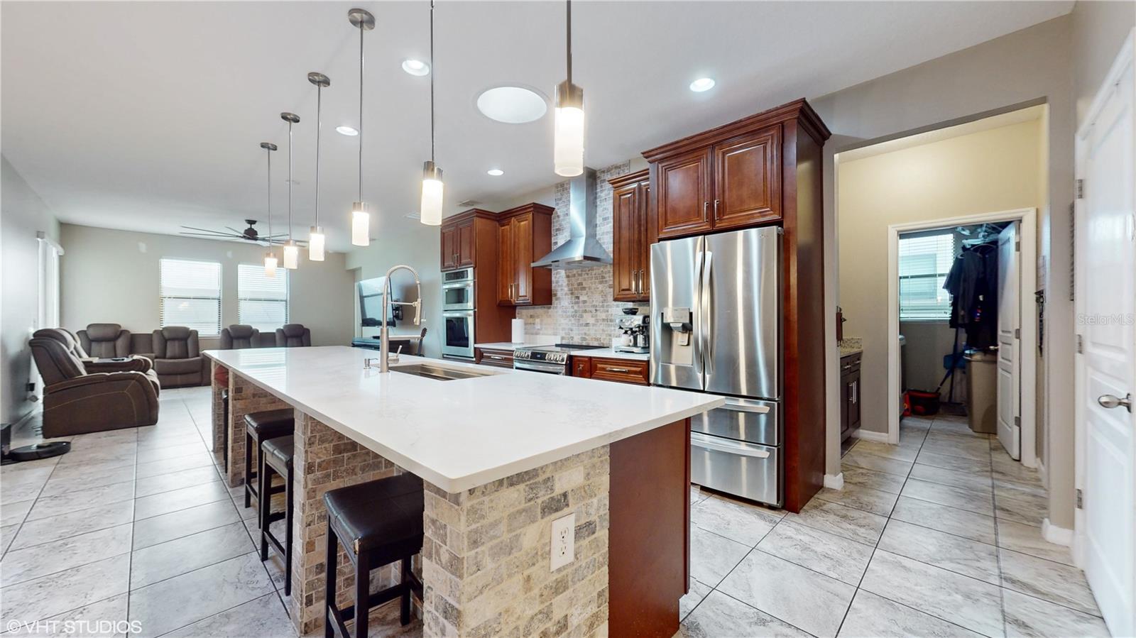 9195 CHANDLER DRIVE