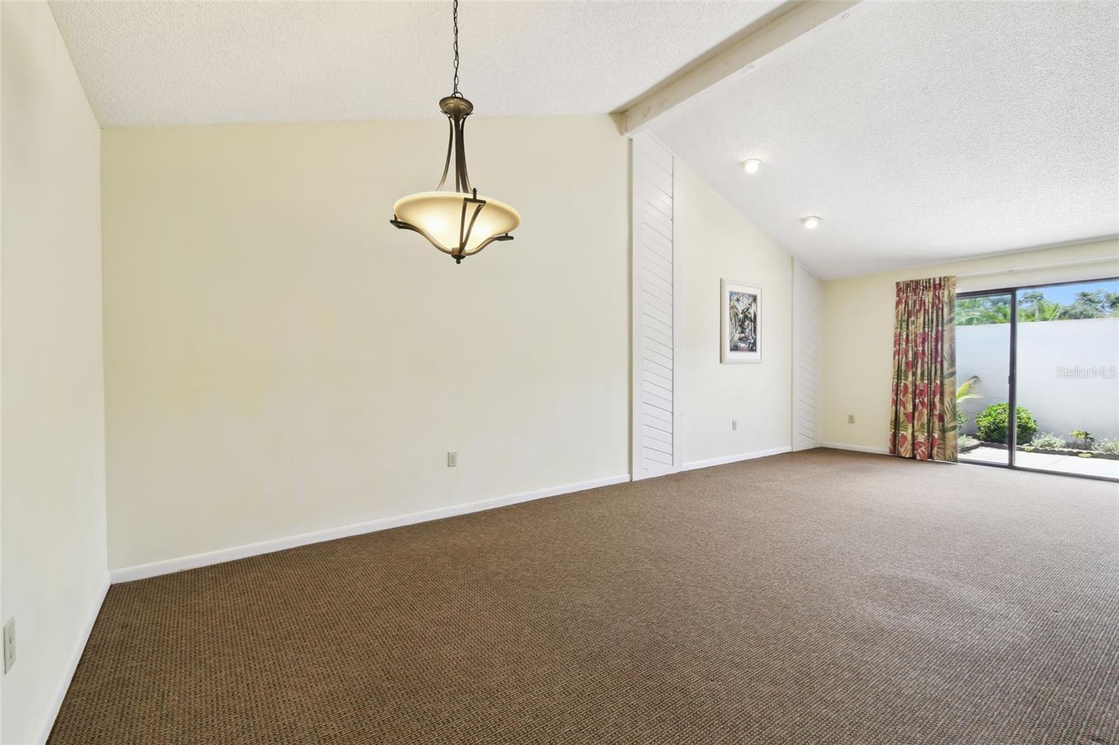 MEADOW OAKS A CONDO - Residential