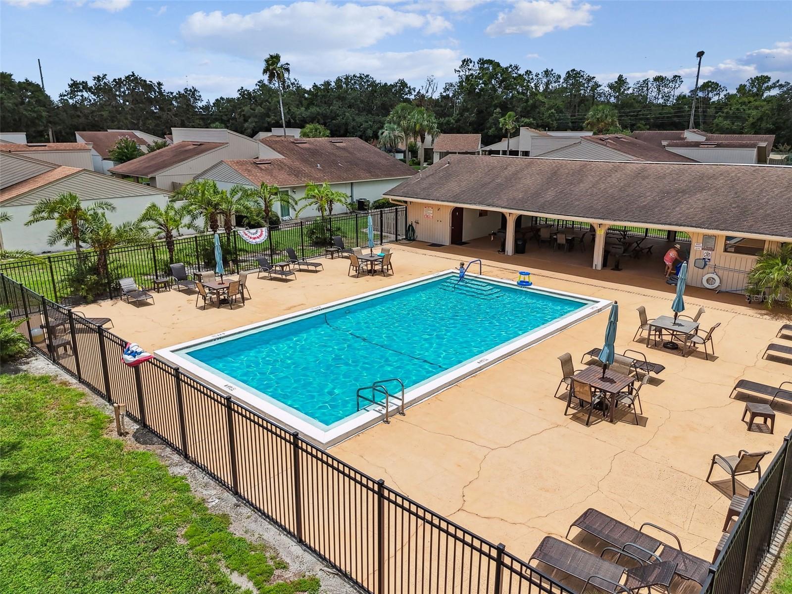 MEADOW OAKS A CONDO - Residential