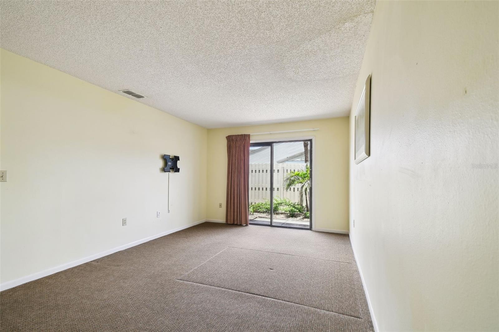 MEADOW OAKS A CONDO - Residential