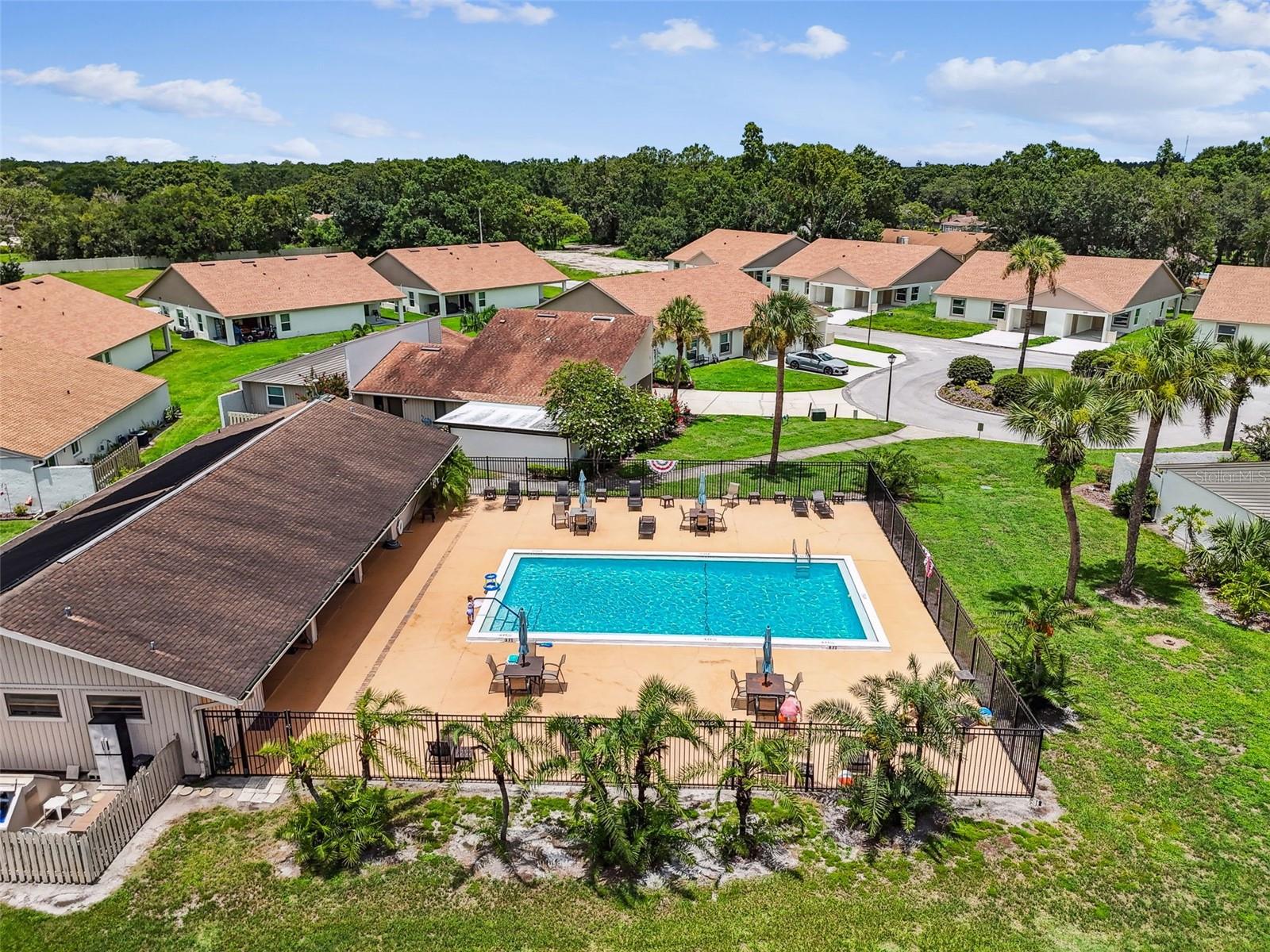 MEADOW OAKS A CONDO - Residential