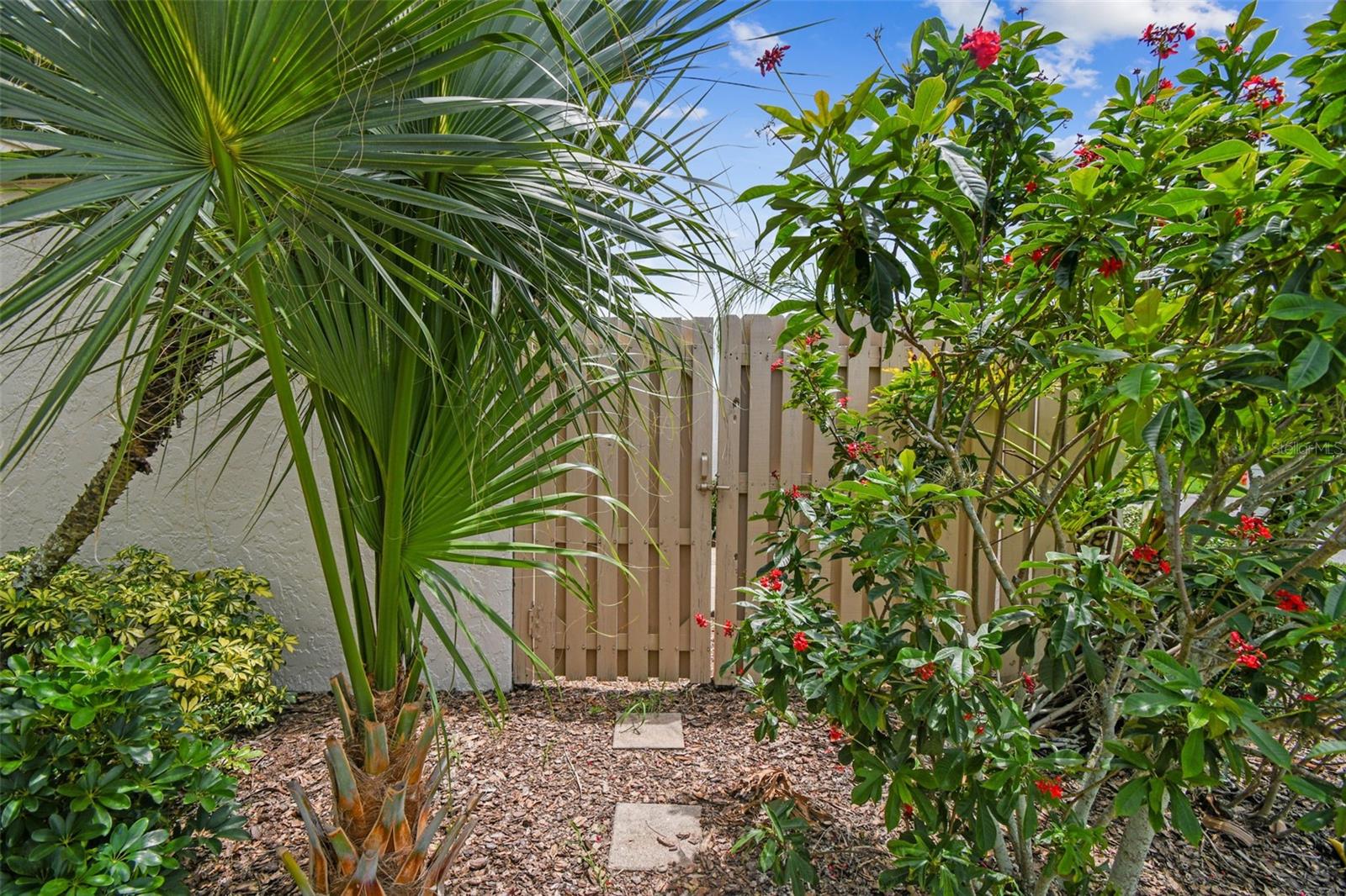 MEADOW OAKS A CONDO - Residential