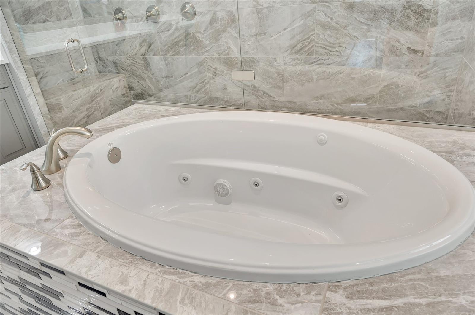 LAKESHORE PRESERVE PH 4 - Residential