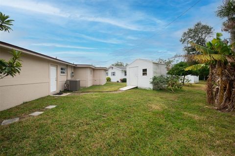 A home in SEMINOLE