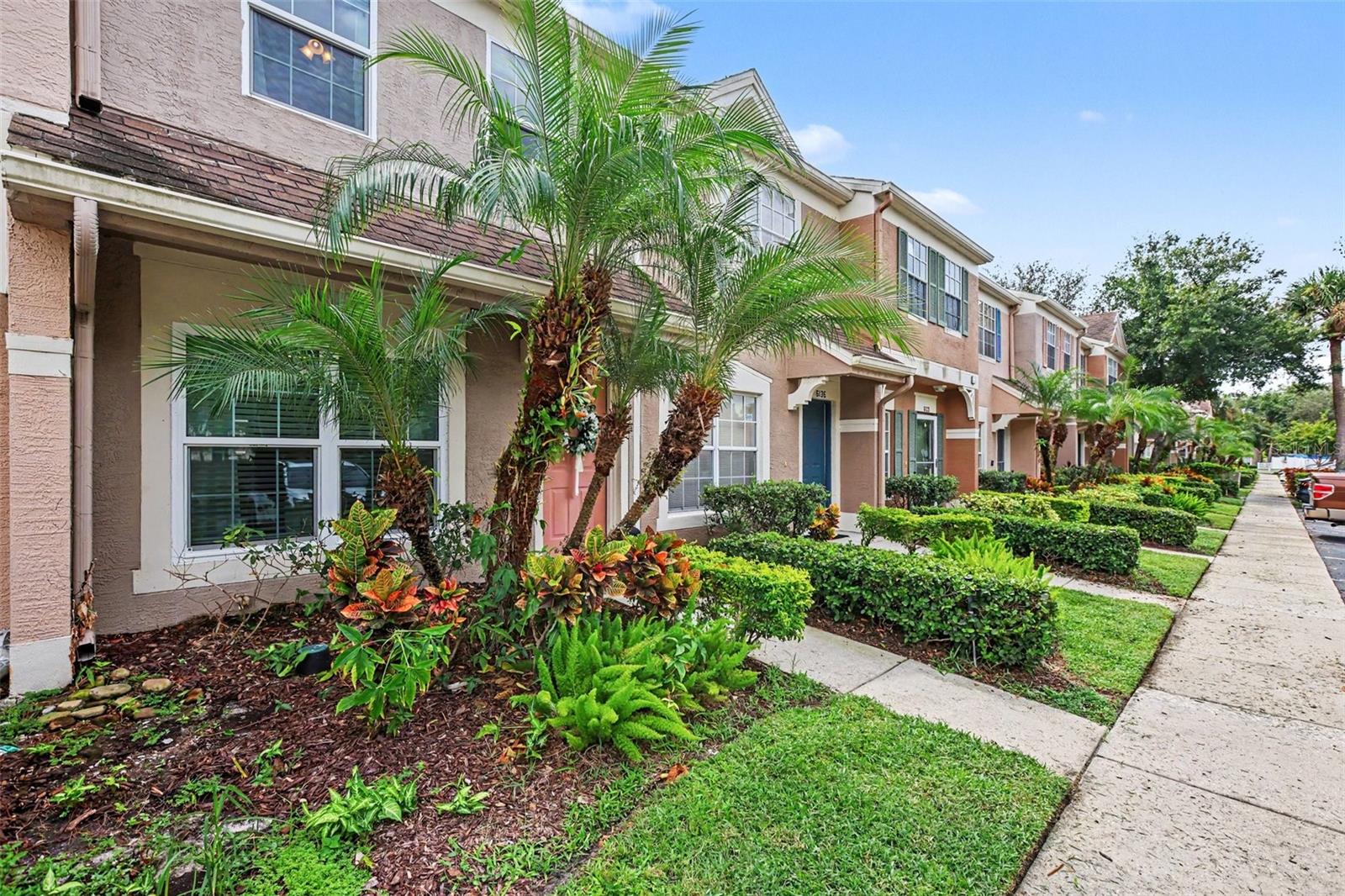 6137 BAYSIDE KEY DRIVE