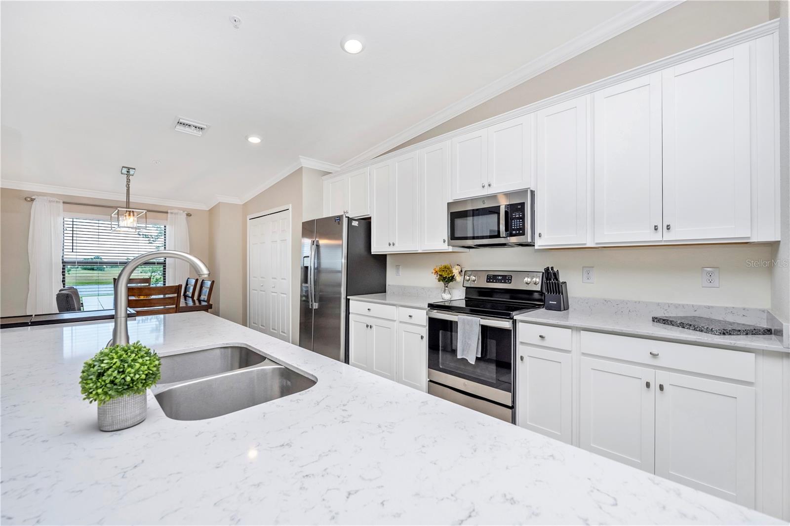 LAKEWOOD NATIONAL - Residential