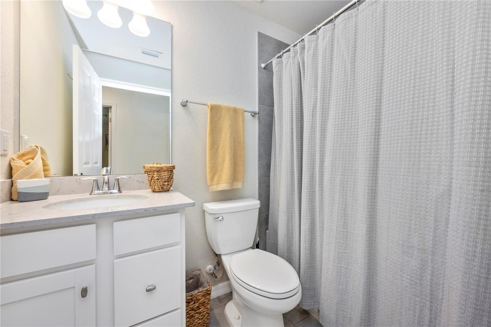 LAKEWOOD NATIONAL - Residential