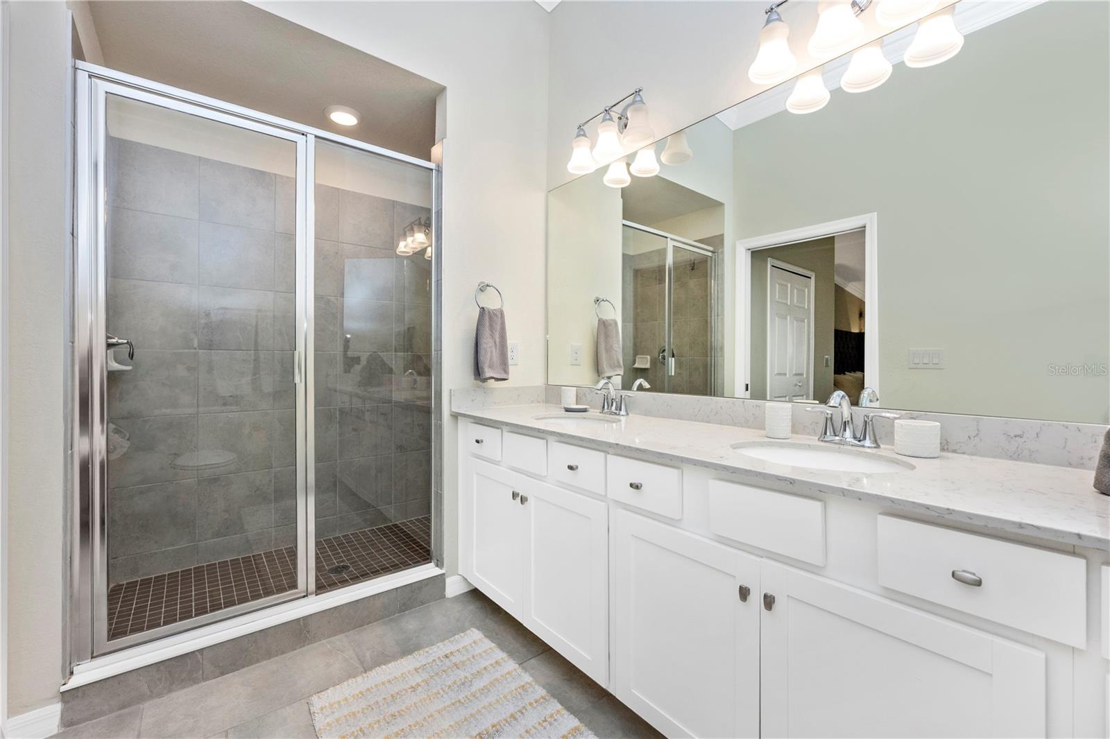 LAKEWOOD NATIONAL - Residential