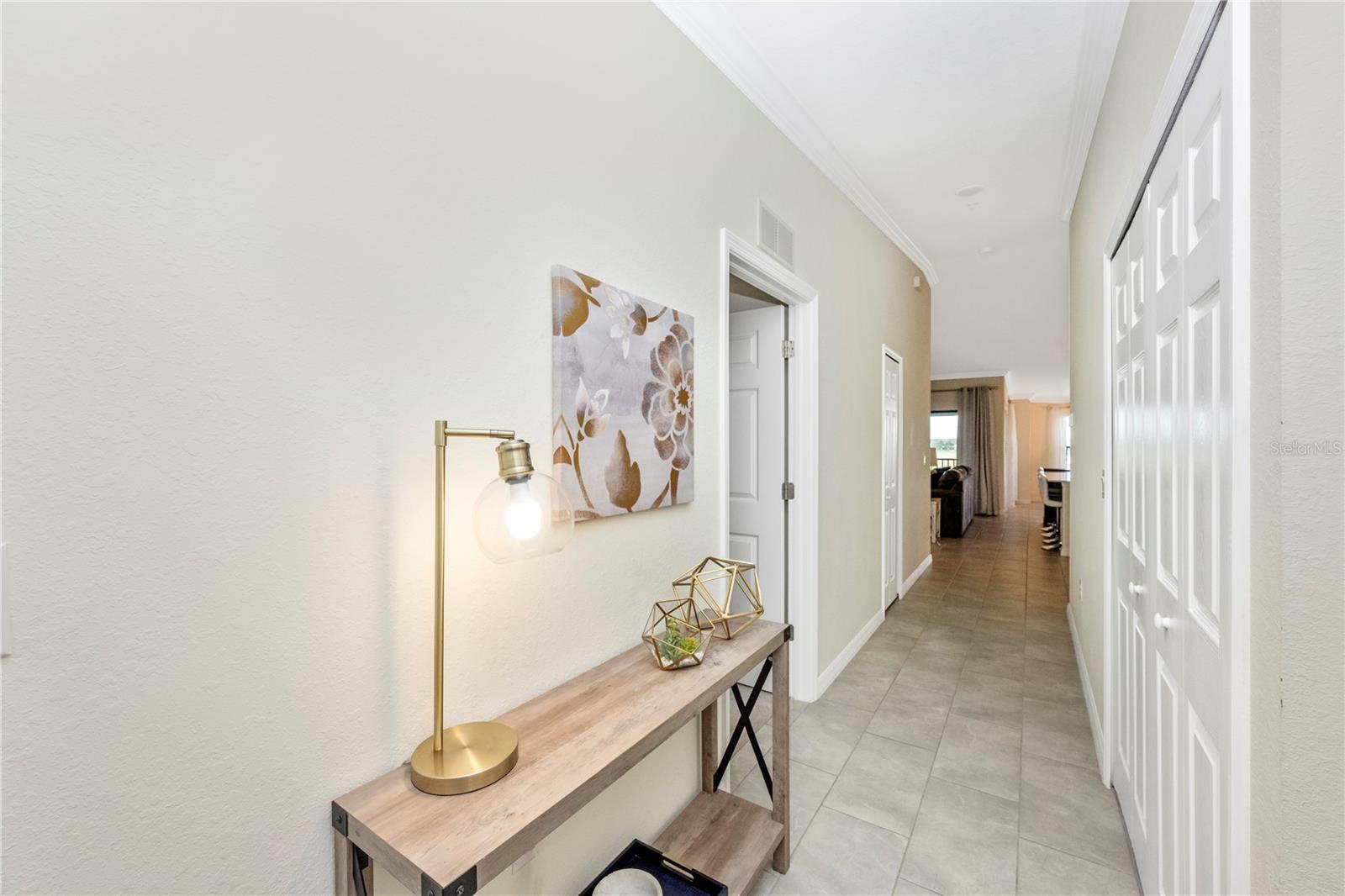 LAKEWOOD NATIONAL - Residential