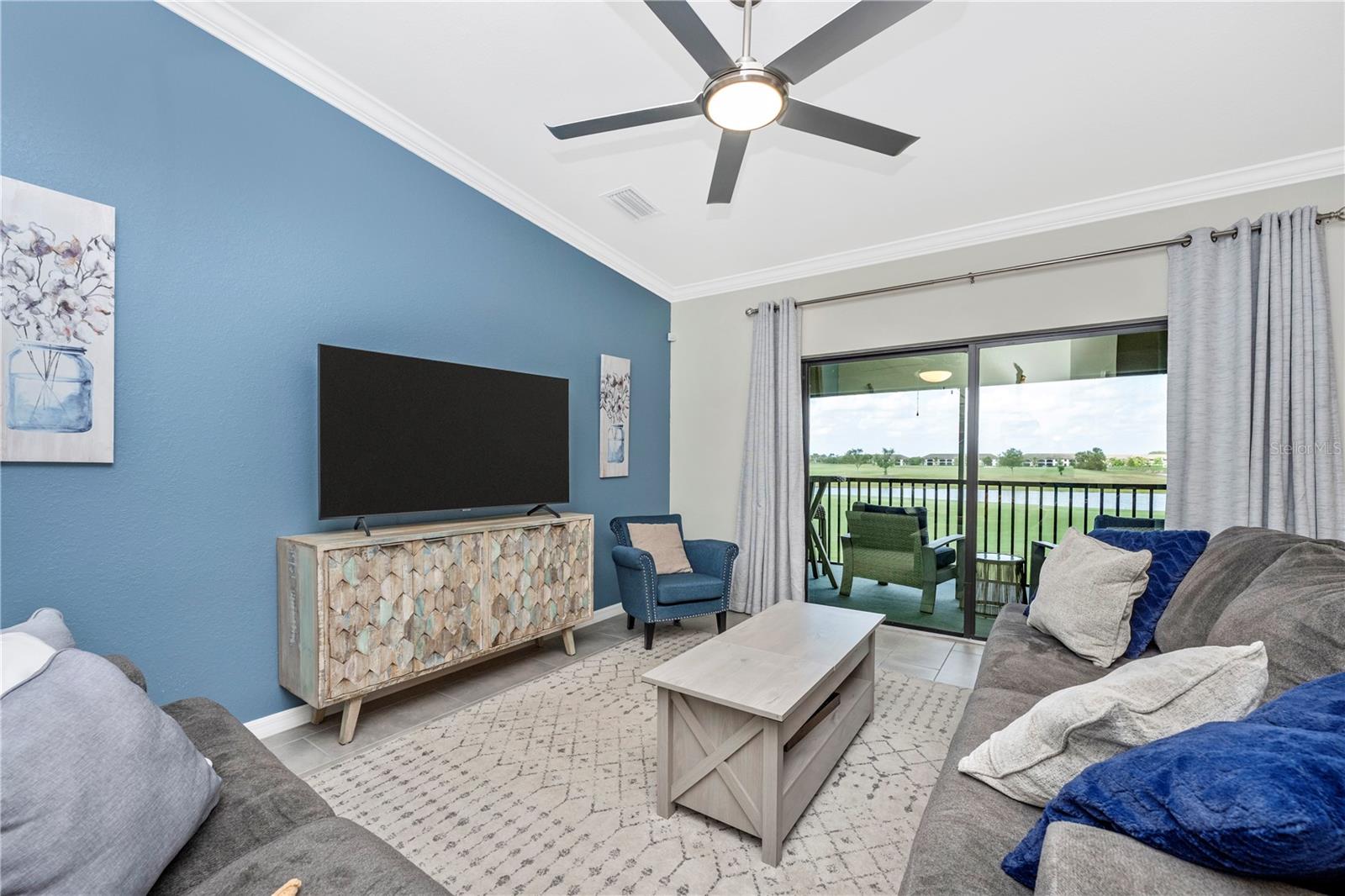 LAKEWOOD NATIONAL - Residential