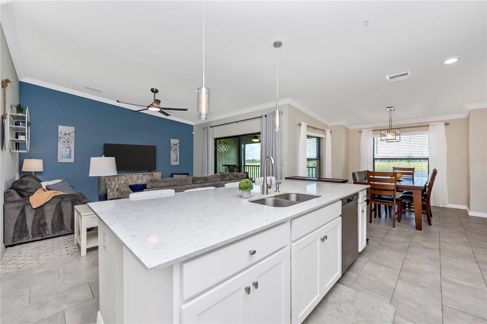 LAKEWOOD NATIONAL - Residential