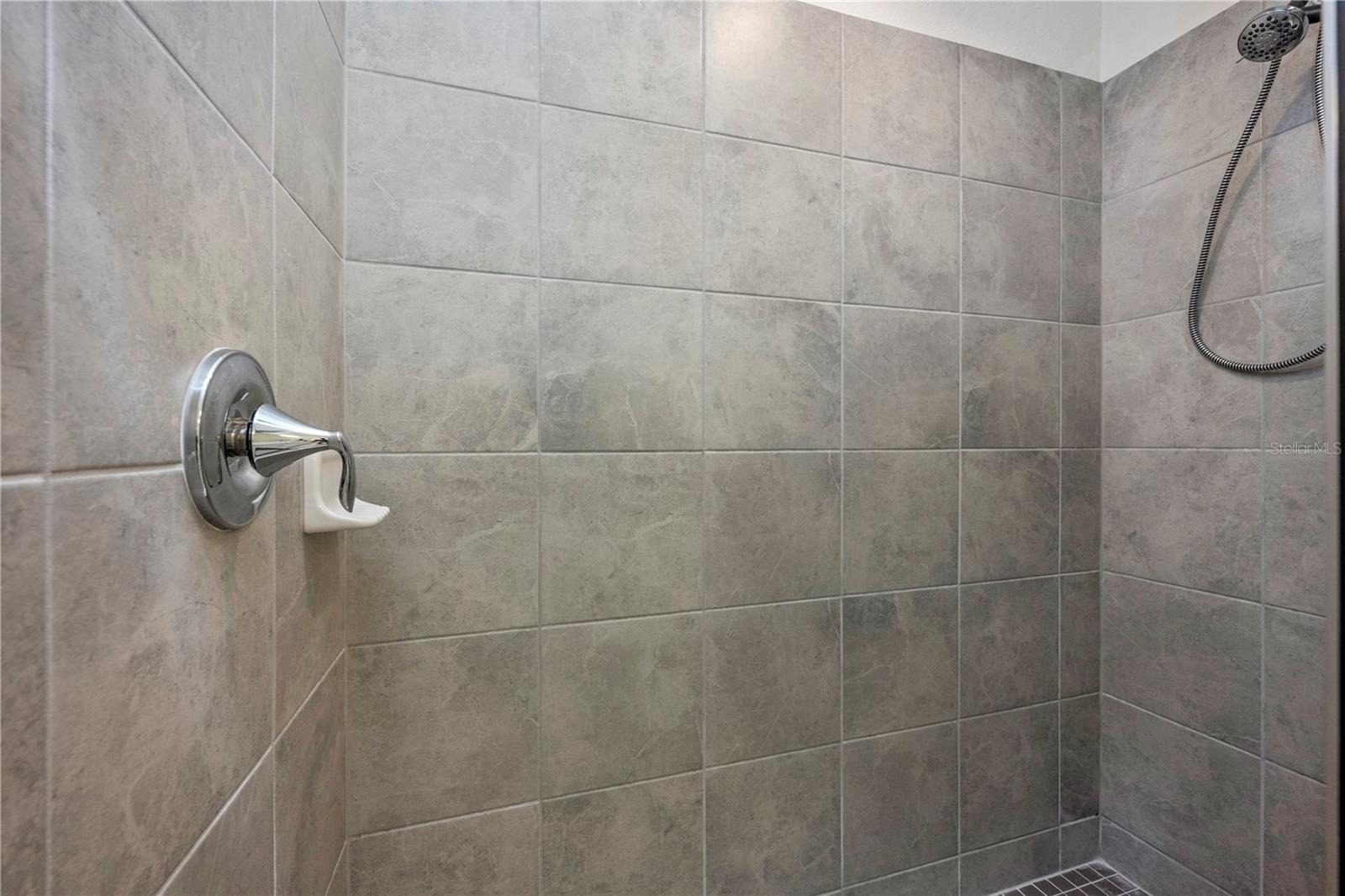 LAKEWOOD NATIONAL - Residential
