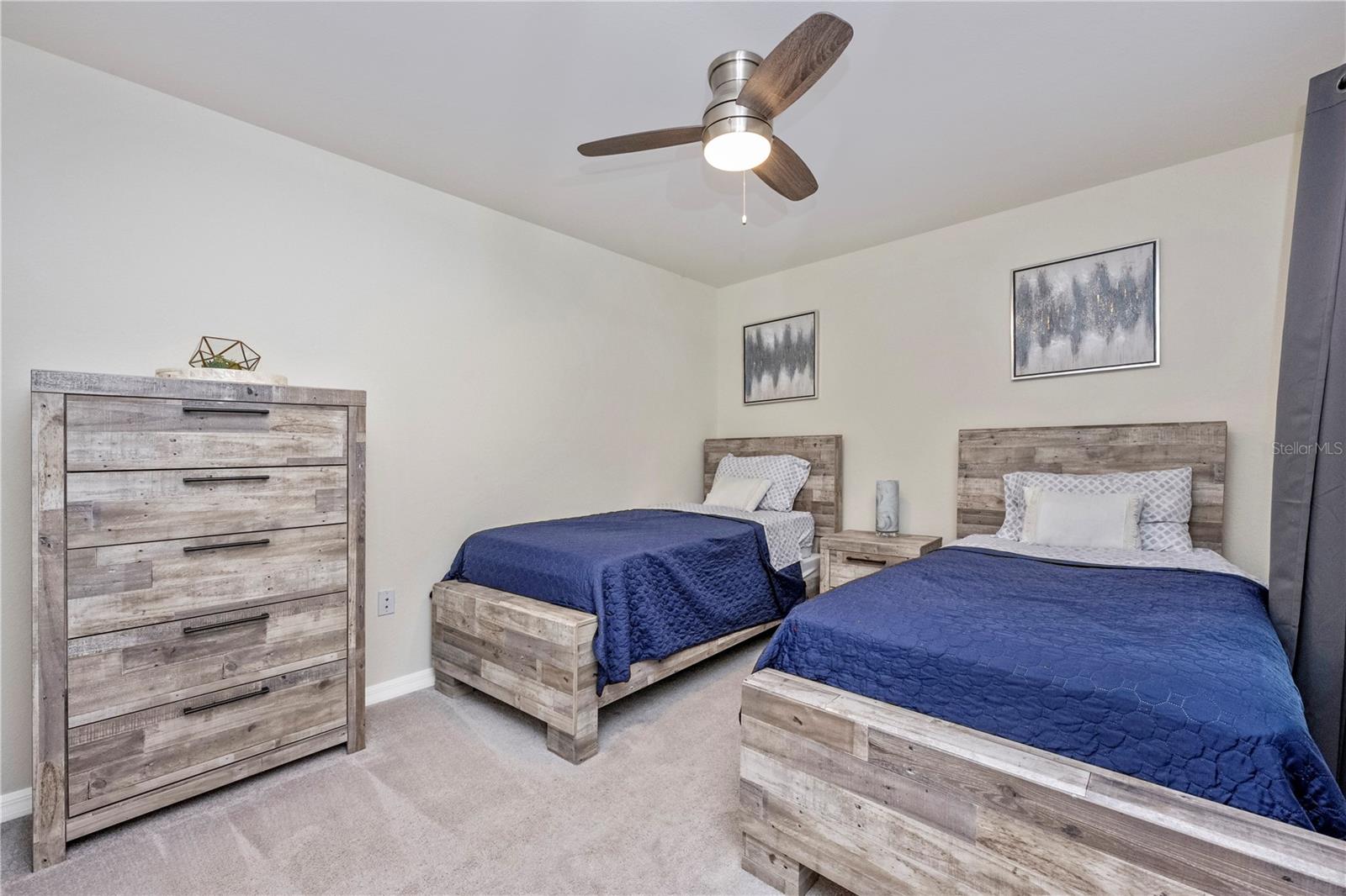 LAKEWOOD NATIONAL - Residential