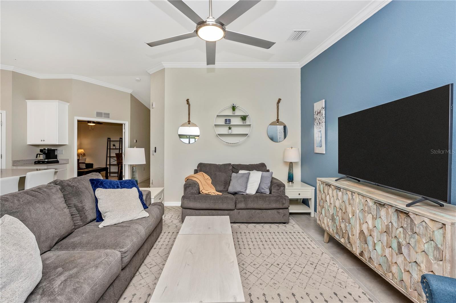 LAKEWOOD NATIONAL - Residential