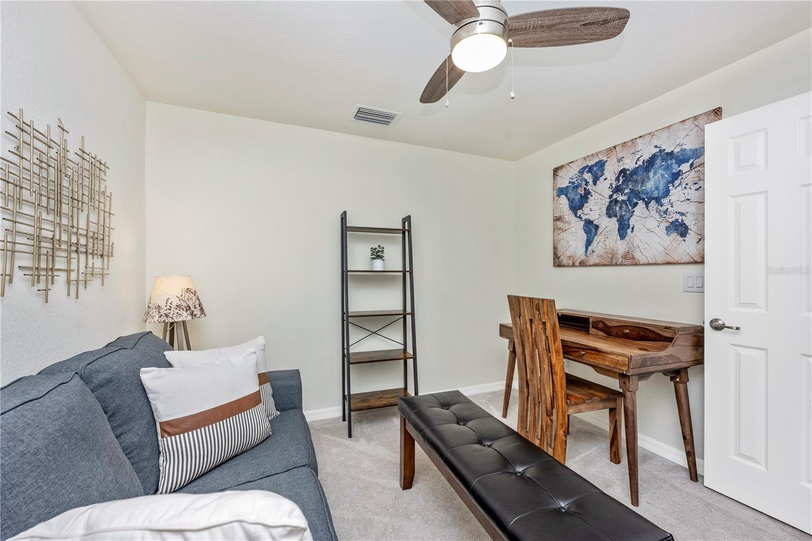 LAKEWOOD NATIONAL - Residential