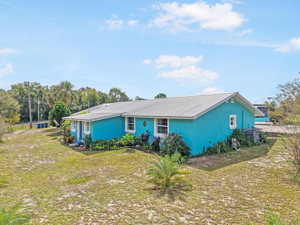 Photo of 40832 River Road, Dade City, FL 33525 (MLS # TB8430139)