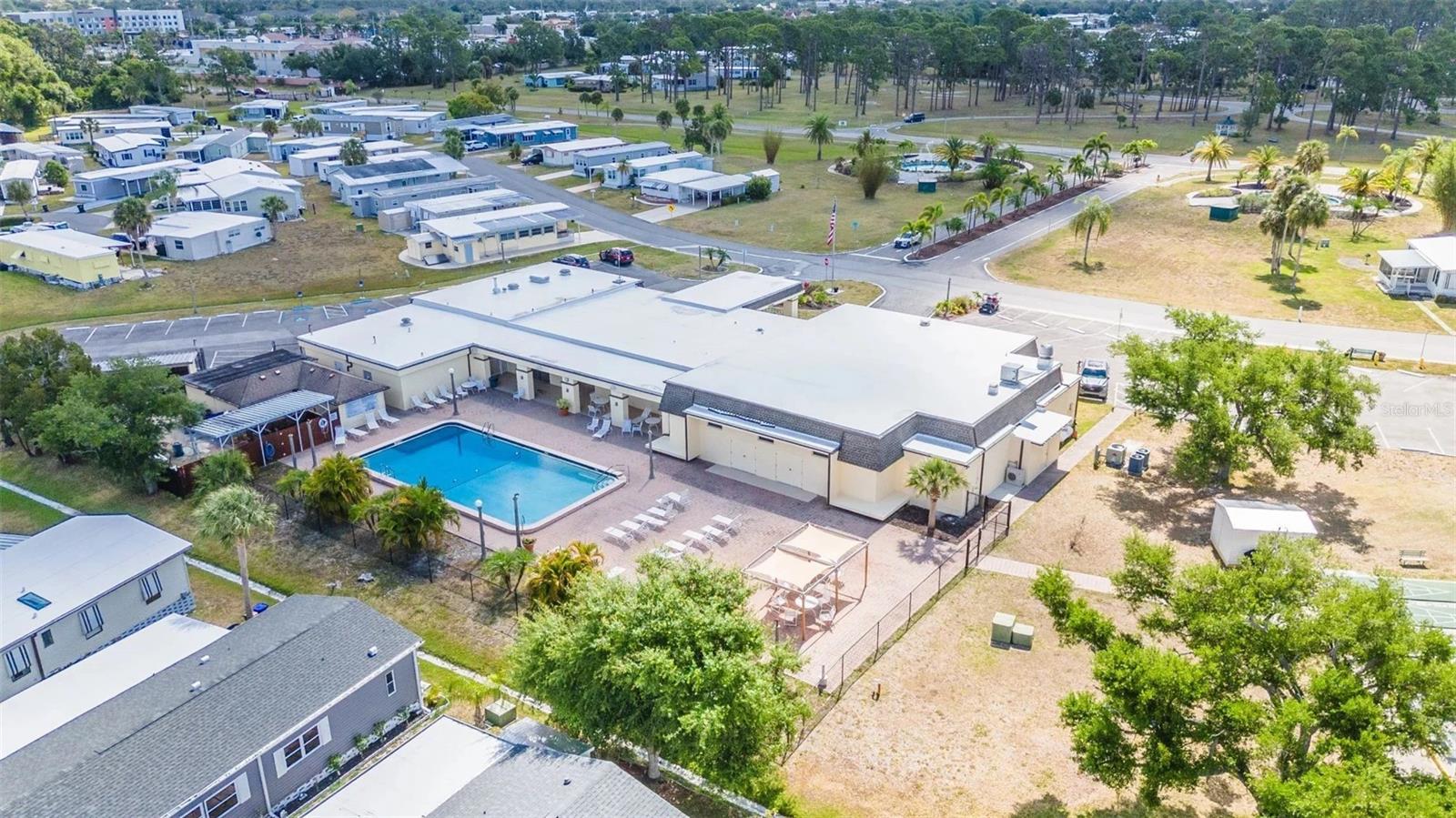 HOLIDAY PARK - Residential